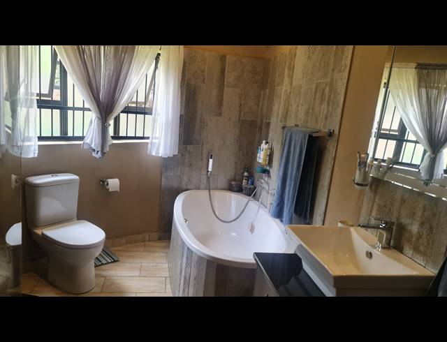 7 BEDROOM HOUSE FOR SALE IN CASHAN